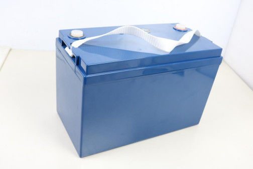 OEM ODM 800cycles Van แบตเตอรี่ลิเธียมแบบชาร์จ 12v 100ah สำหรับเรือไฟฟ้า / Scooter